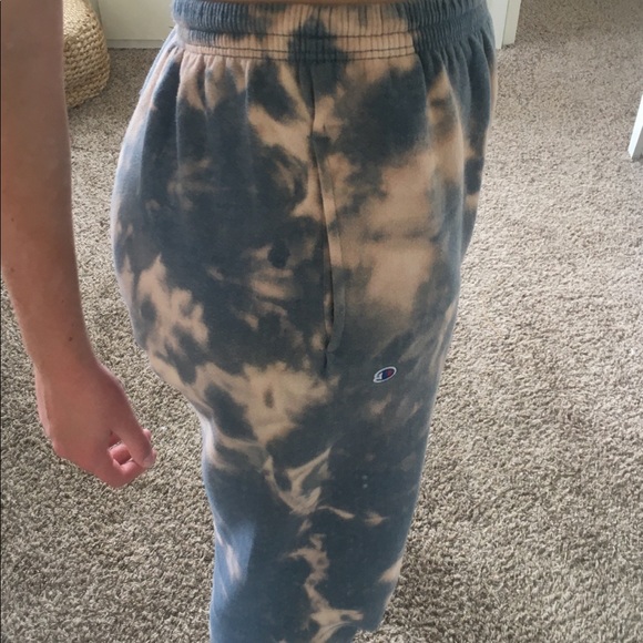 SOLD Champion tie dye sweatshirt sweatpants sweat set - Picture 5 of 9